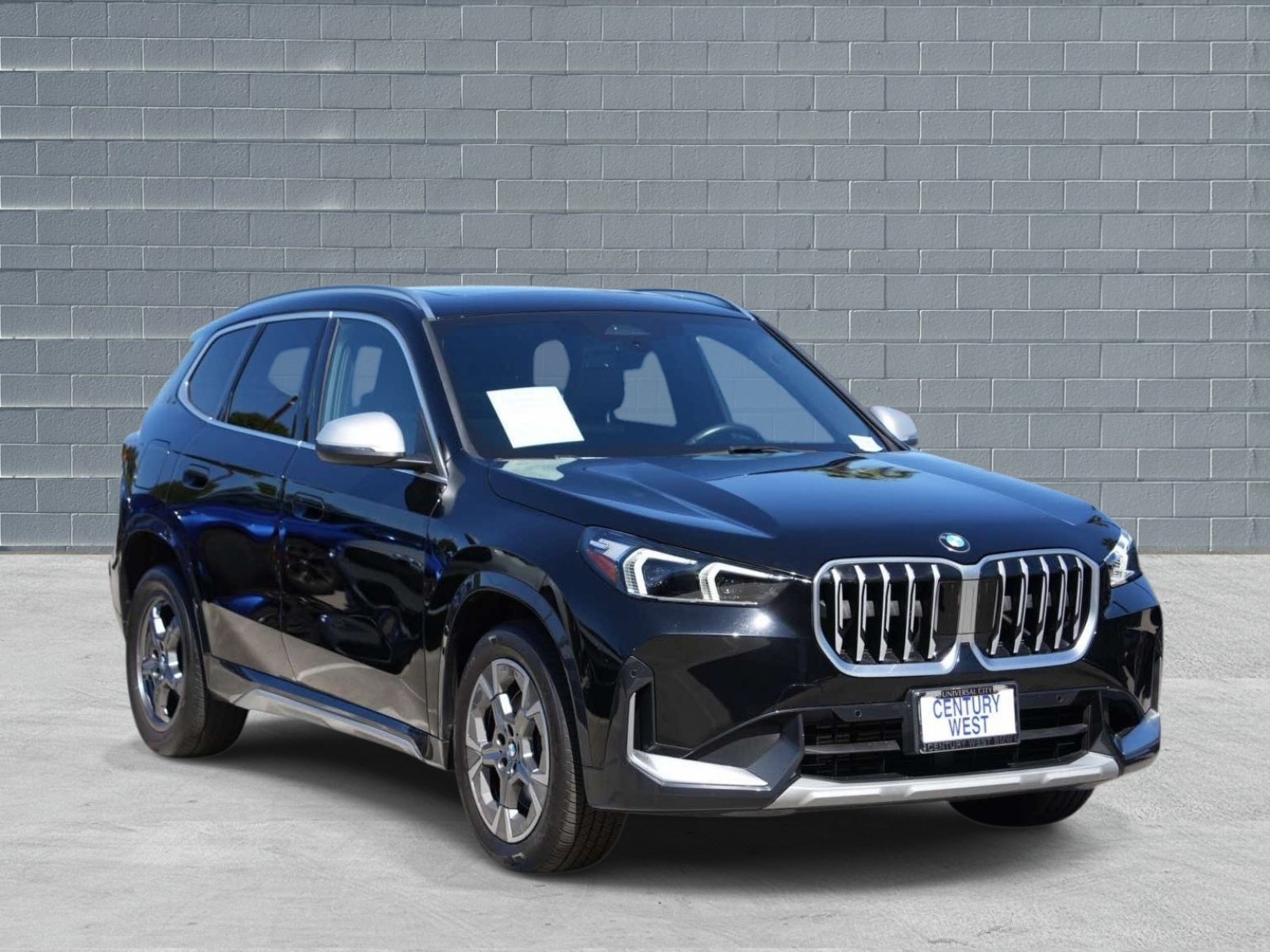 Used 2024 BMW X1 xDrive28i w/ Convenience Package