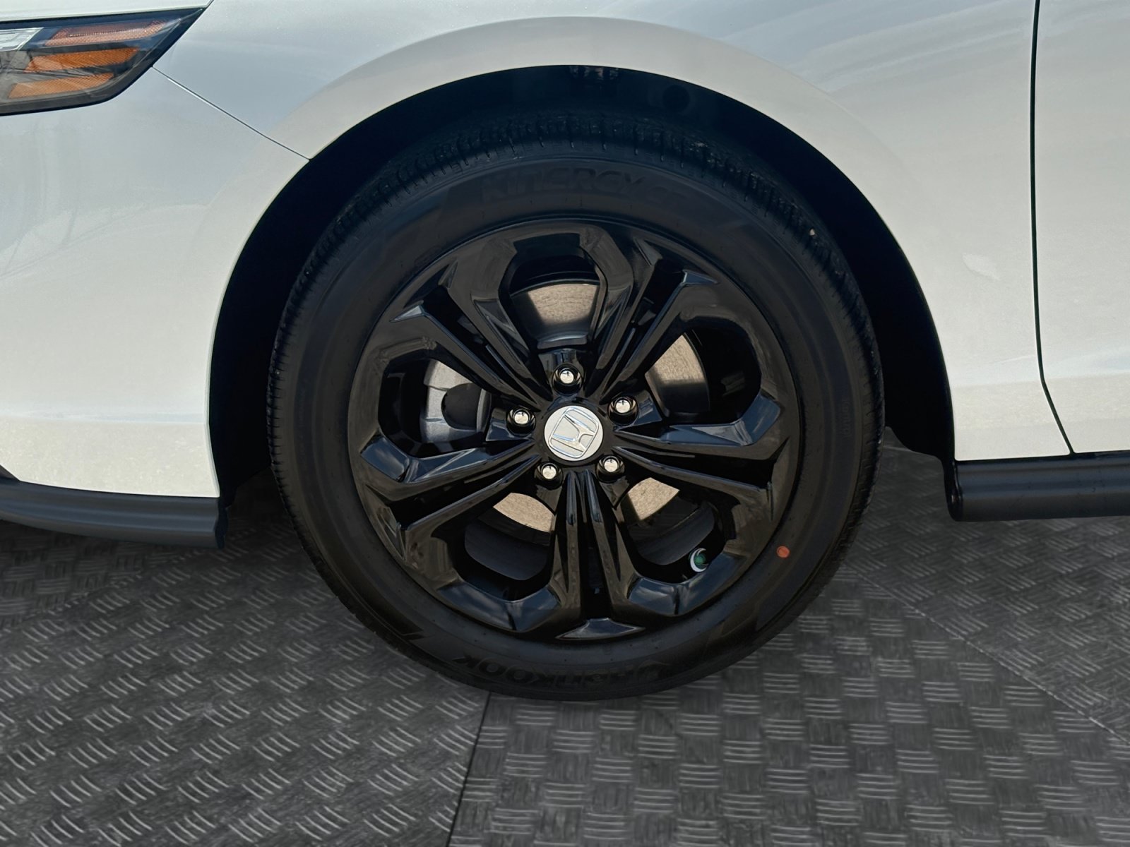 New 2026 Honda Accord LX image 9