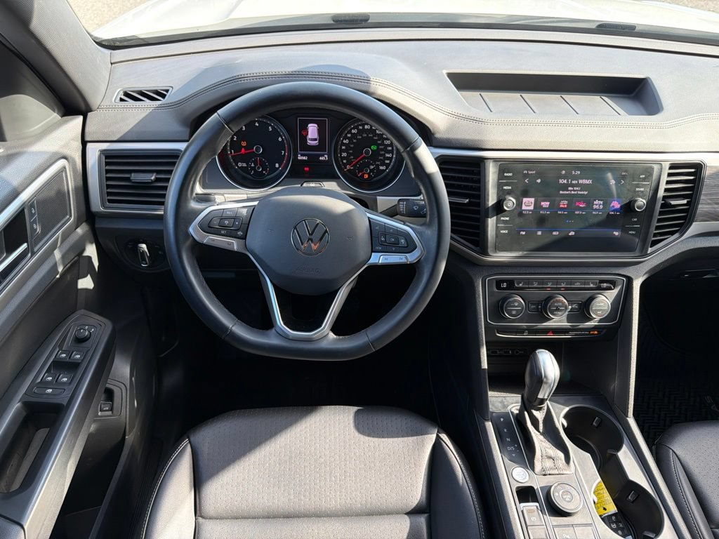 Used 2020 Volkswagen Atlas Cross Sport SE AWD/4WD image 23