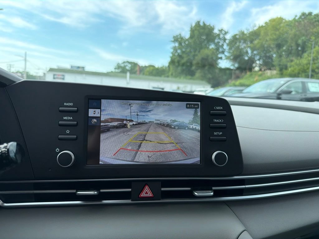 New 2026 Hyundai Elantra SE FWD image 24