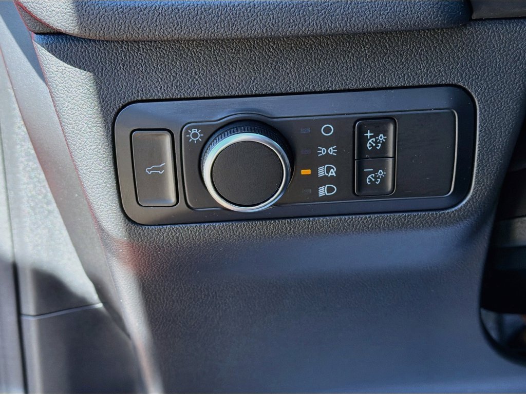 Used 2023 Ford Escape Active w/ Tech Pack #2 AWD/4WD image 10