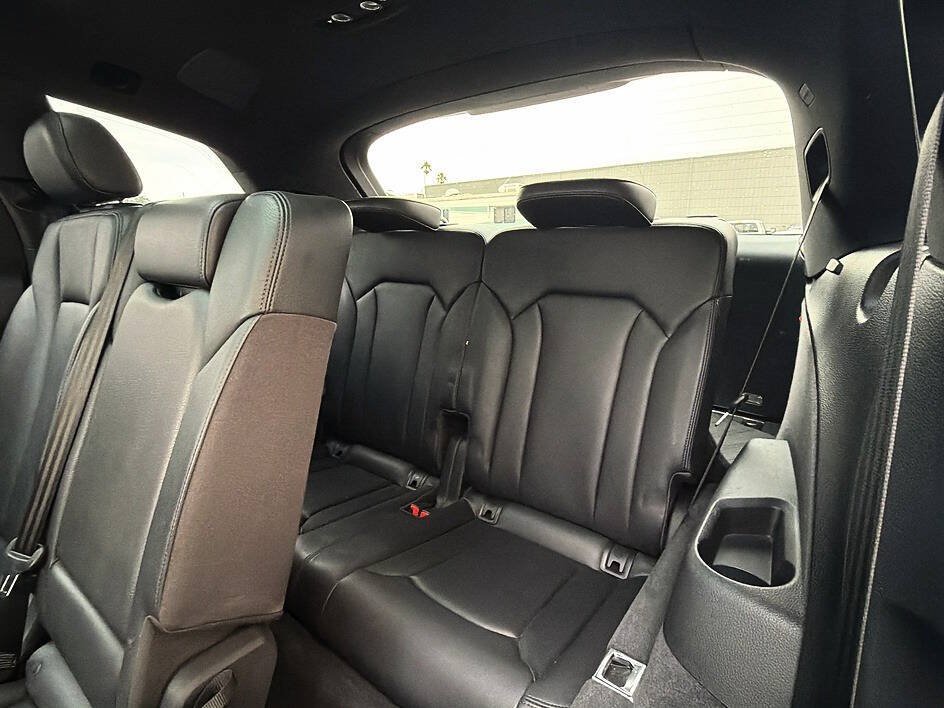 Used 2019 Audi Q7 2.0T Premium Plus w/ Premium Plus Package AWD/4WD image 20