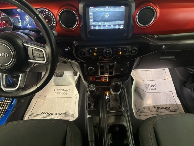 Used 2021 Jeep Gladiator Rubicon w/ Cold Weather Group image 17