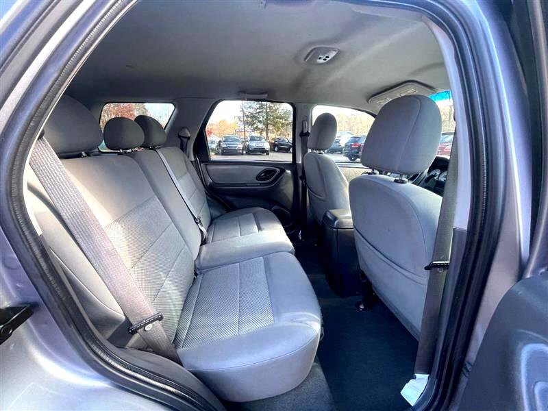 Used 2007 Ford Escape XLT image 16