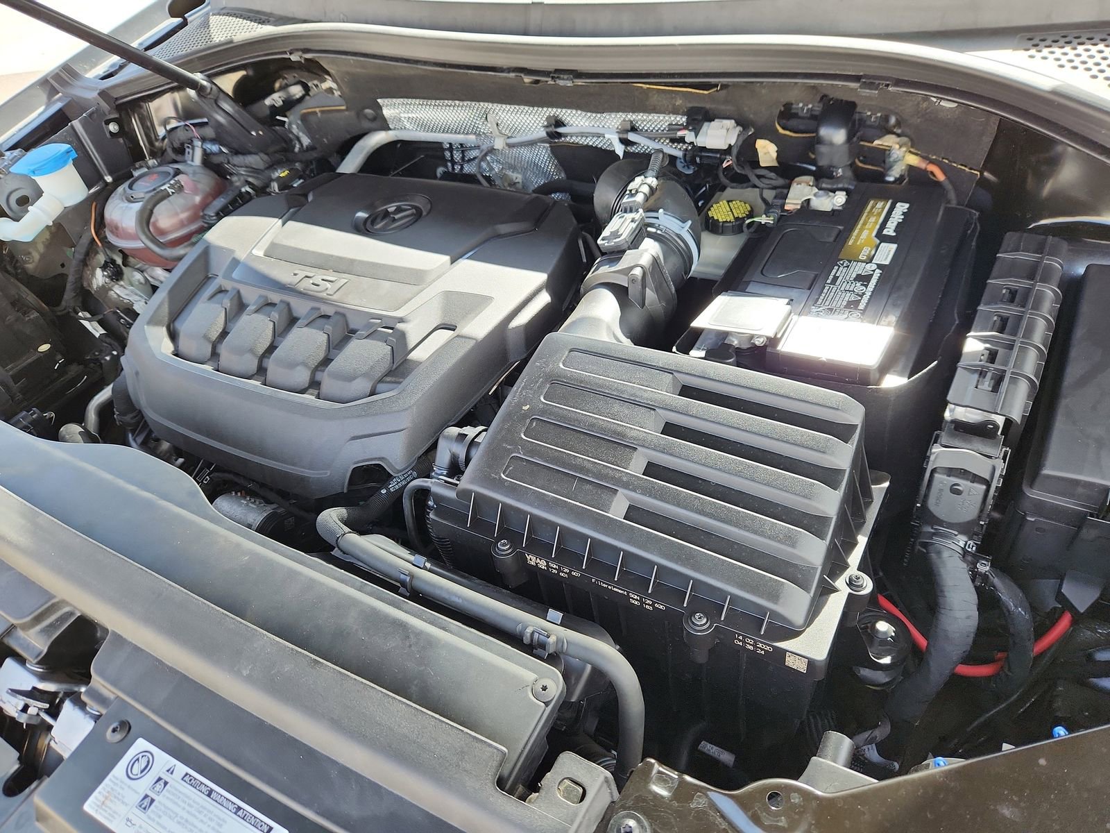 Used 2020 Volkswagen Tiguan SEL image 16