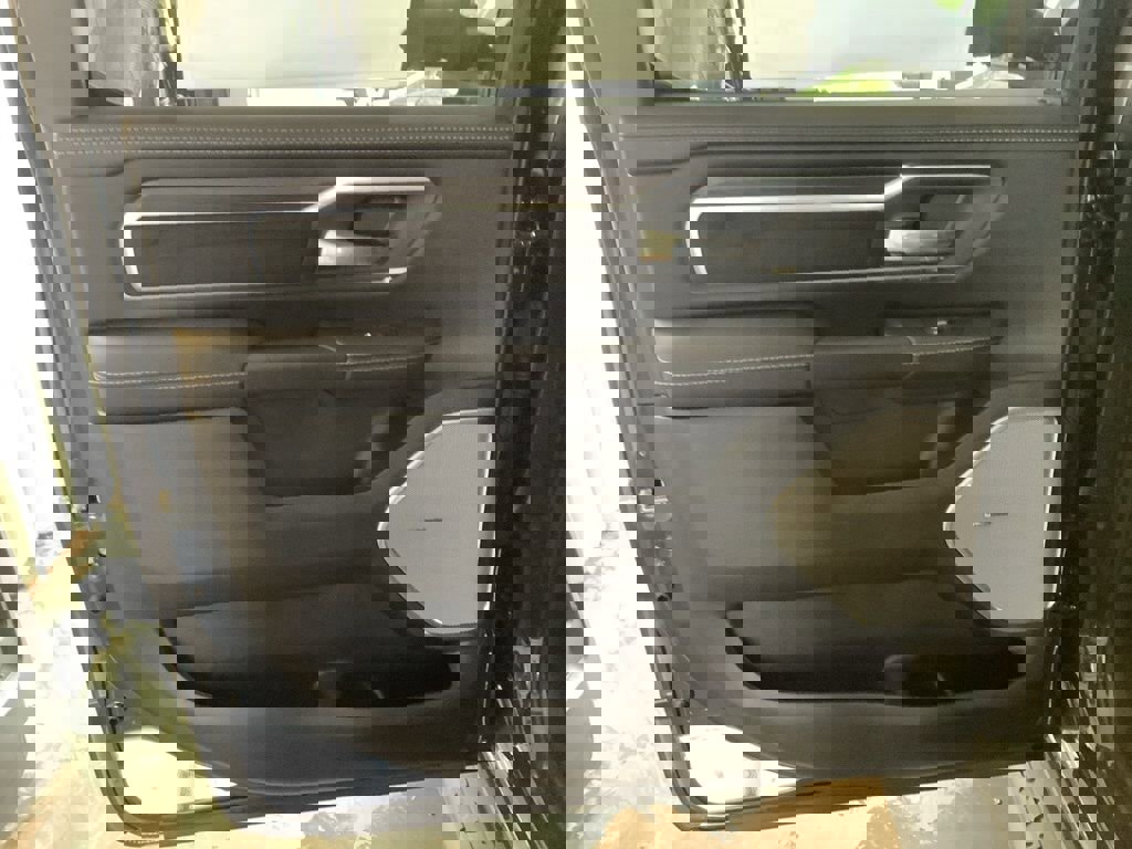 New 2026 RAM 1500 Laramie w/ Night Edition image 31