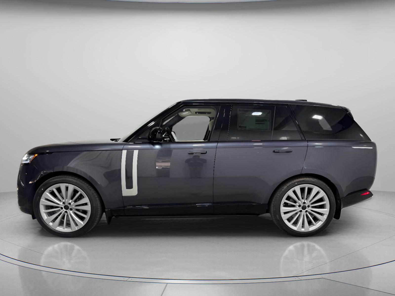 New 2026 Land Rover Range Rover Autobiography image 2