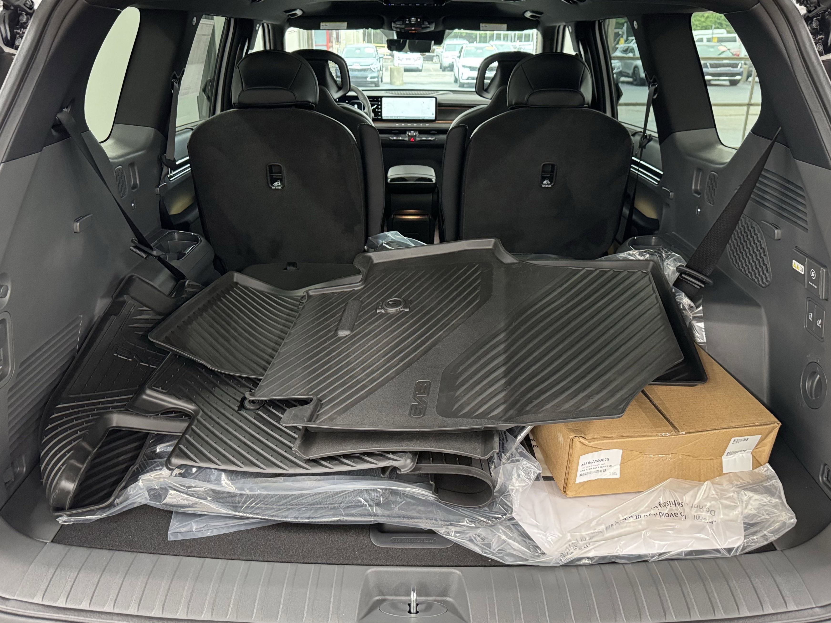 New 2026 Kia EV9 Land w/ Nightfall Edition Package image 22