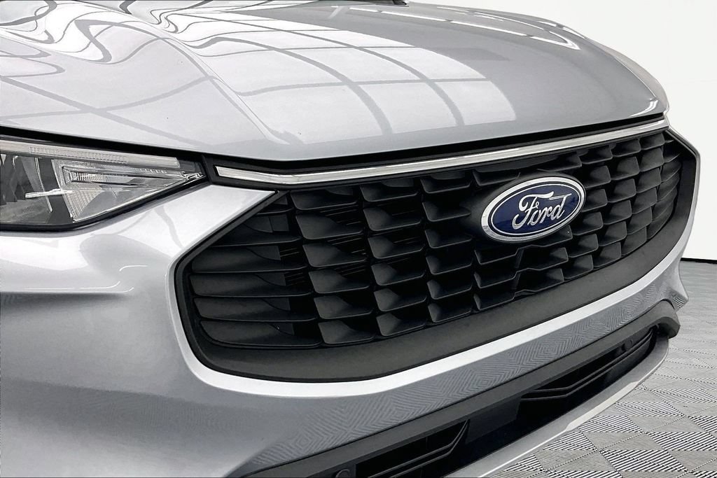 Used 2023 Ford Escape Active AWD/4WD image 28