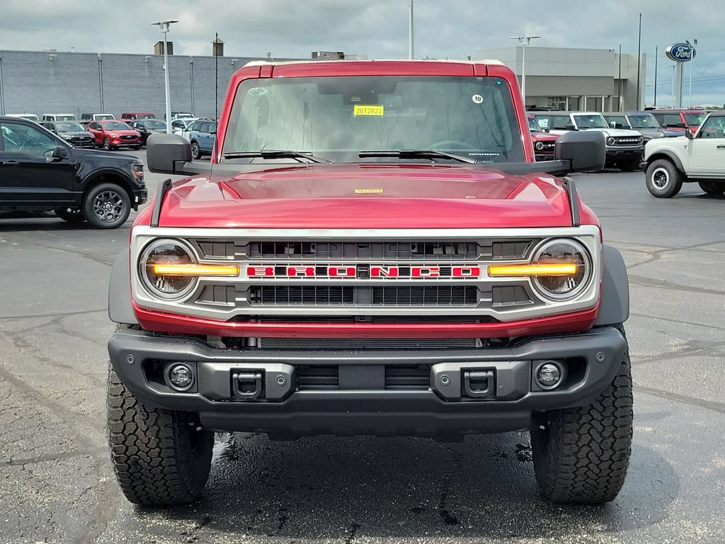 New 2026 Ford Bronco Outer Banks w/ Sasquatch Package AWD/4WD image 2