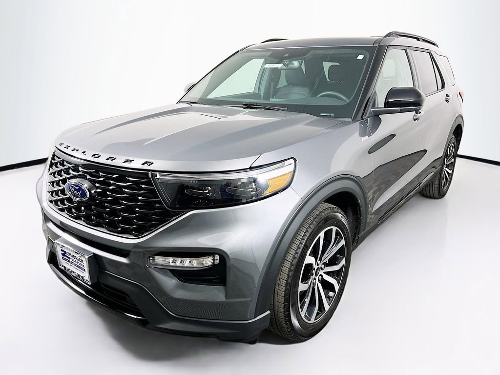Used 2023 Ford Explorer ST-Line w/ Class IV Trailer Tow Package image 3