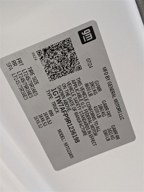 Used 2024 GMC Savana 2500 Work Van w/ Driver Convenience Package image 27