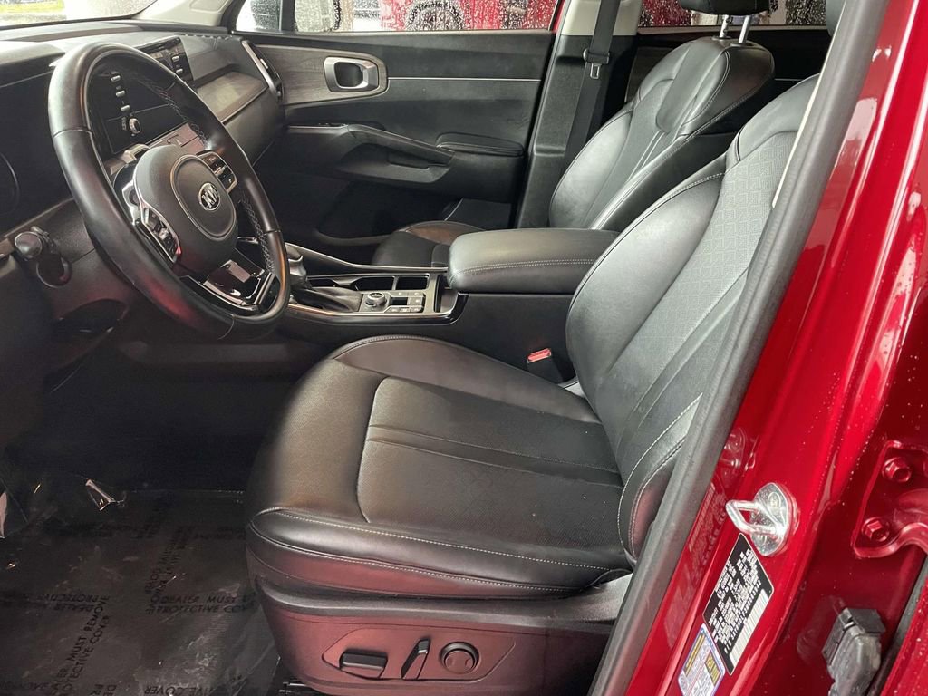 Used 2021 Kia Sorento EX image 27