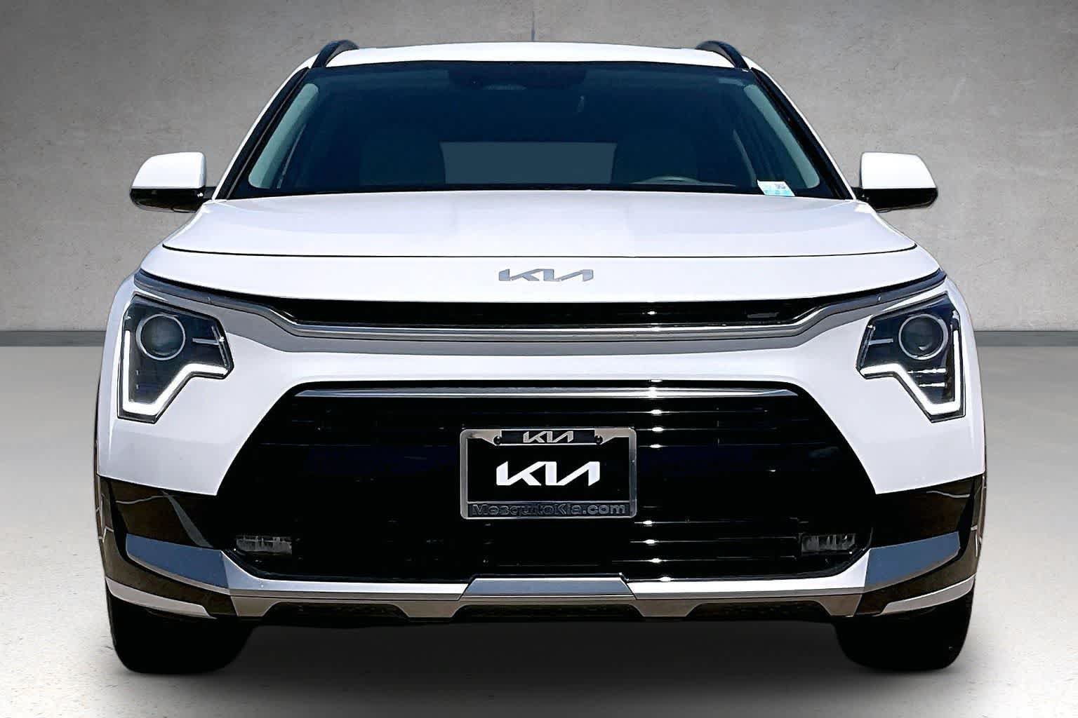 Certified 2023 Kia Niro EX Touring FWD image 6
