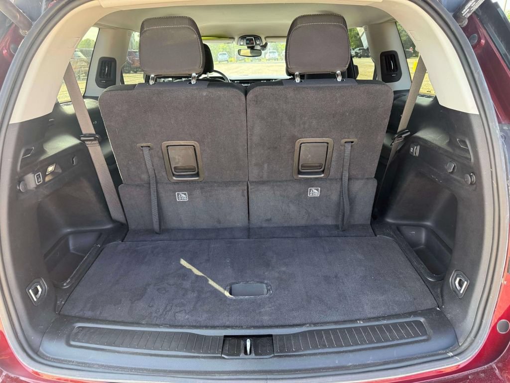 Used 2022 Jeep Grand Cherokee L Laredo w/ Luxury Tech Group I AWD/4WD image 11