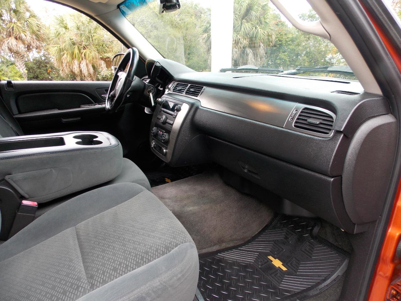 Used 2007 Chevrolet Avalanche LS image 17