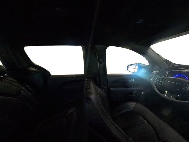 Used 2025 Chrysler Pacifica Select image 36