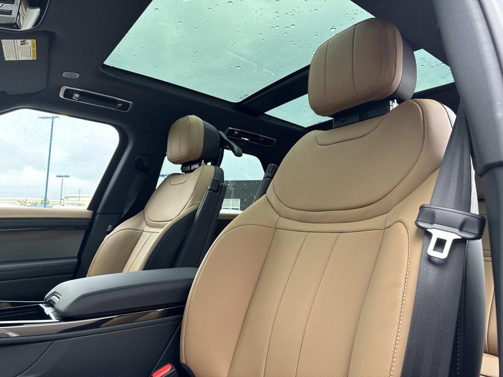 New 2026 Land Rover Range Rover Sport Dynamic SE AWD/4WD image 21