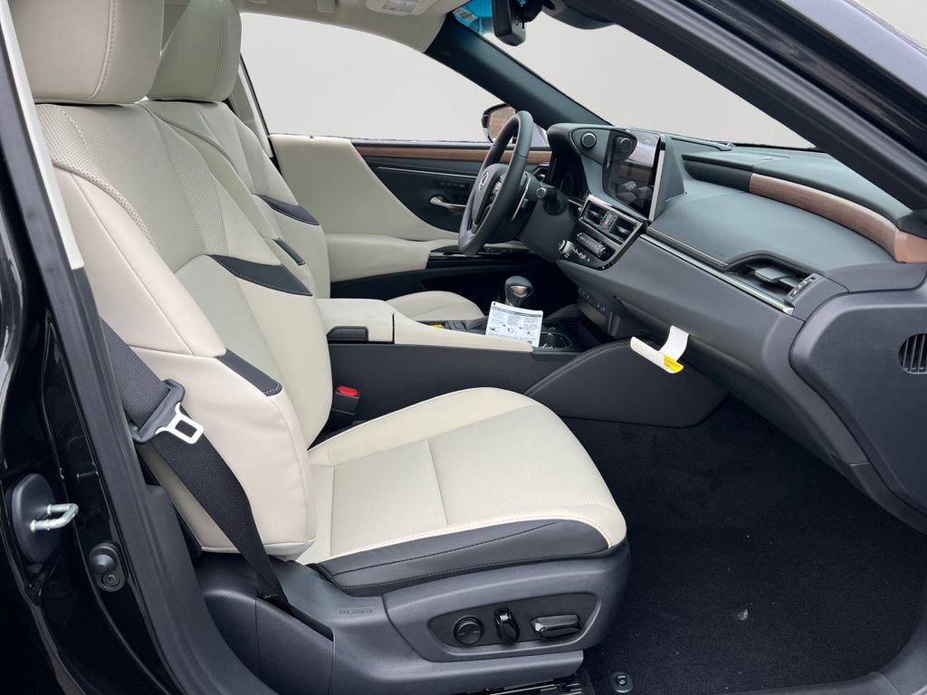 New 2025 Lexus ES 350 w/ Premium Package image 5