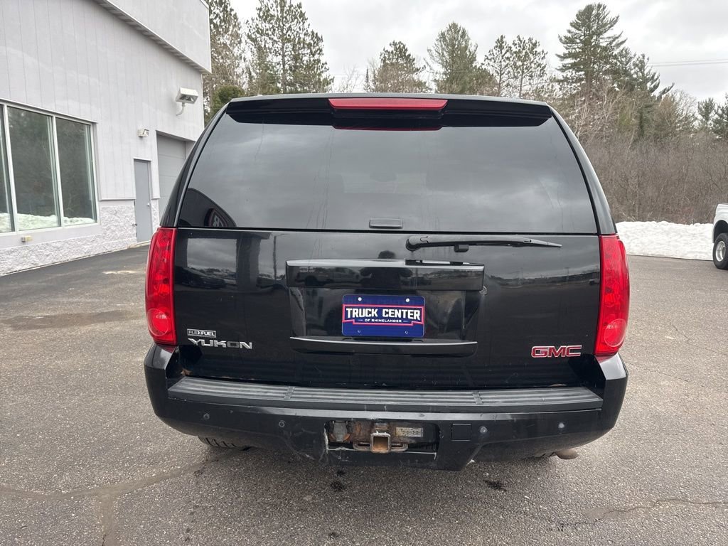 Used 2008 GMC Yukon SLT w/ SLT Preferred Equipment Group image 4
