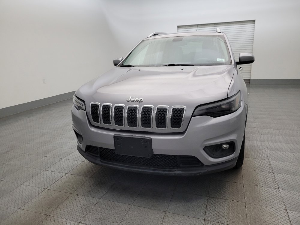 Used 2019 Jeep Cherokee Latitude w/ Popular Appearance Group image 15