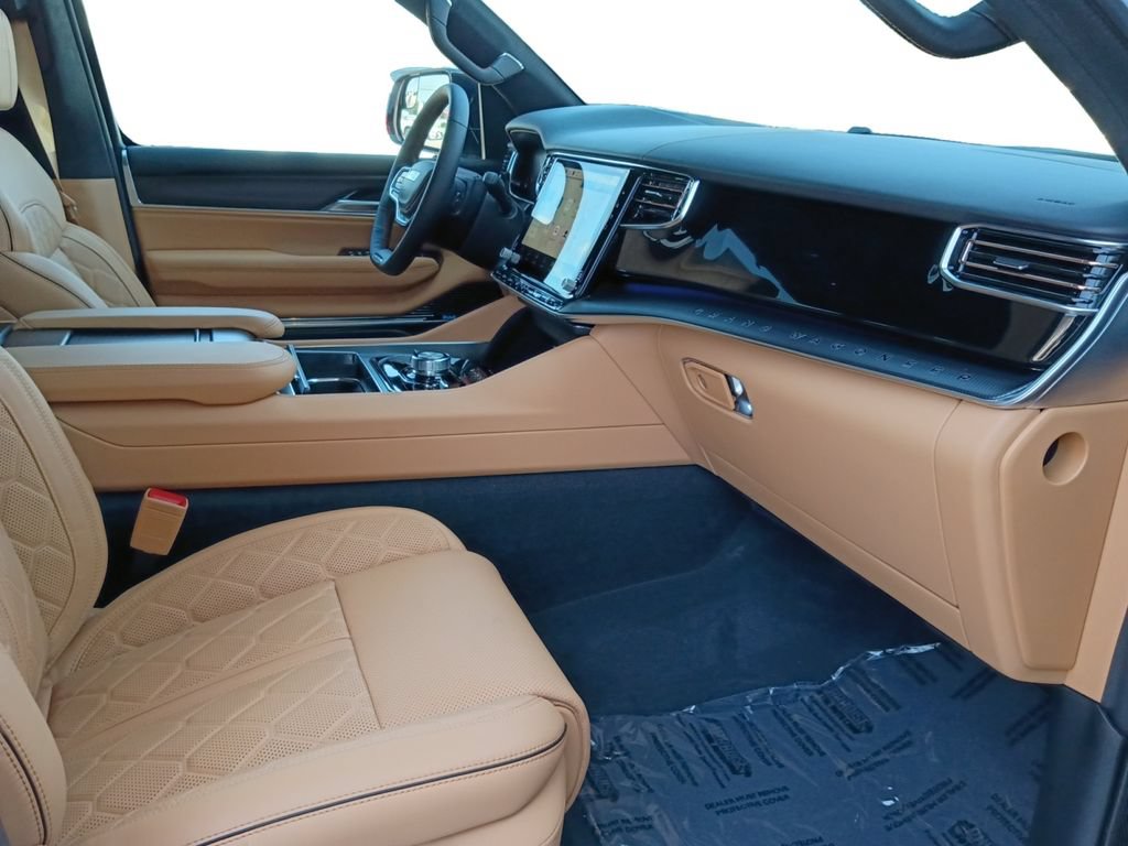 New 2026 Jeep Grand Wagoneer Summit AWD/4WD image 24