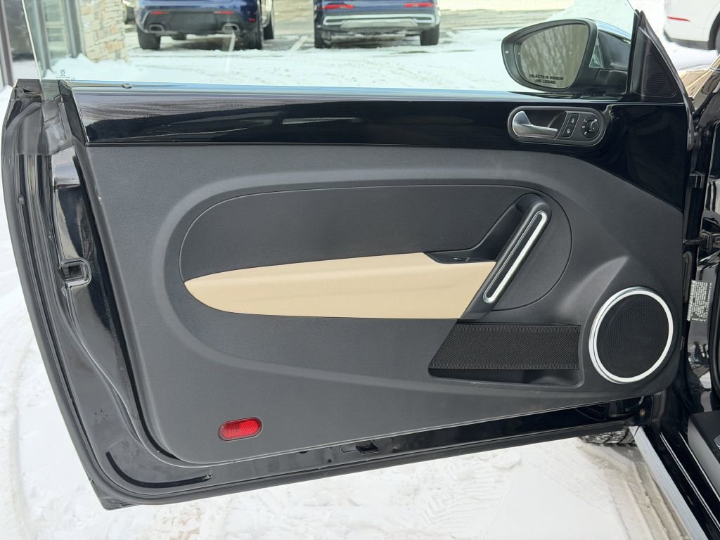 Used 2013 Volkswagen Beetle 2.5 50's Edition image 20