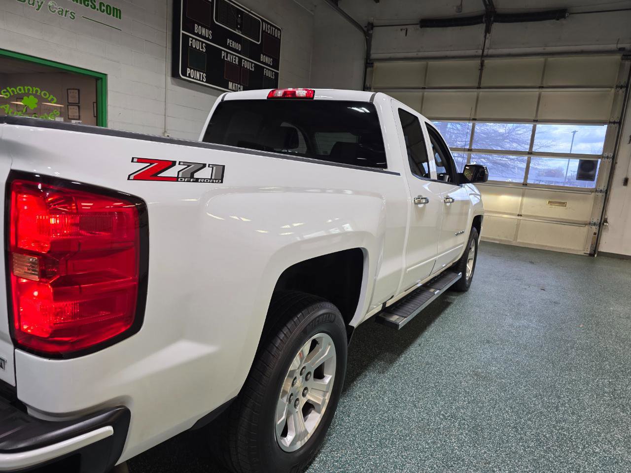 Used 2018 Chevrolet Silverado 1500 LT w/ All Star Edition image 7