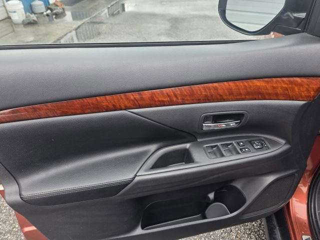 Used 2015 Mitsubishi Outlander GT image 11