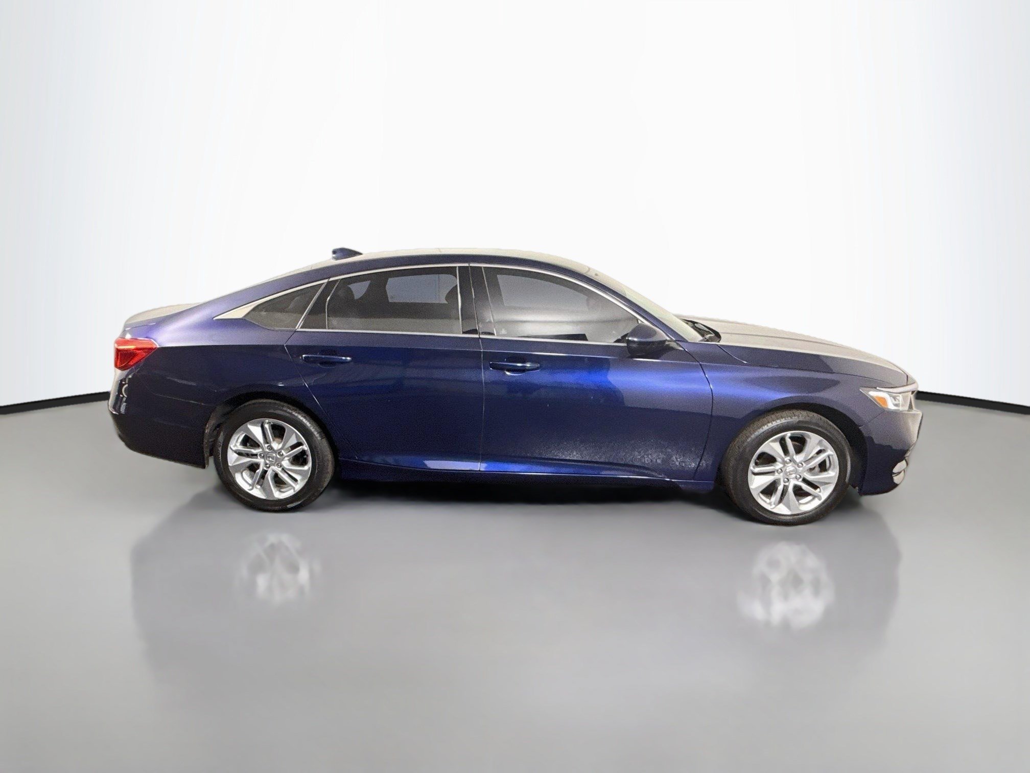 Used 2019 Honda Accord LX image 11