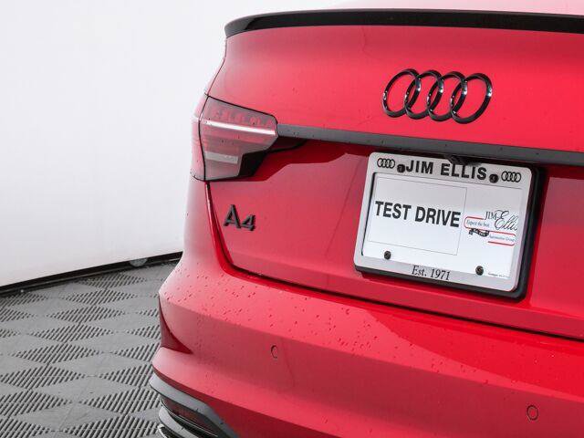 Used 2023 Audi A4 2.0T Premium Plus w/ Premium Plus Package AWD/4WD image 11