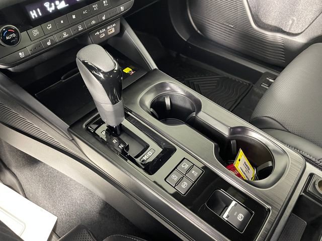 Used 2026 Subaru Outback Touring XT AWD/4WD image 9