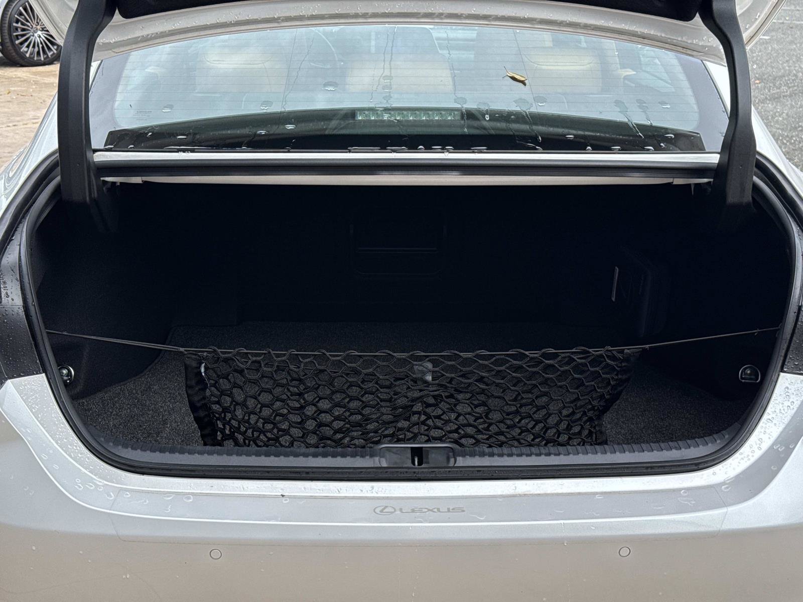 Used 2024 Lexus ES 350 w/ Premium Package FWD image 13
