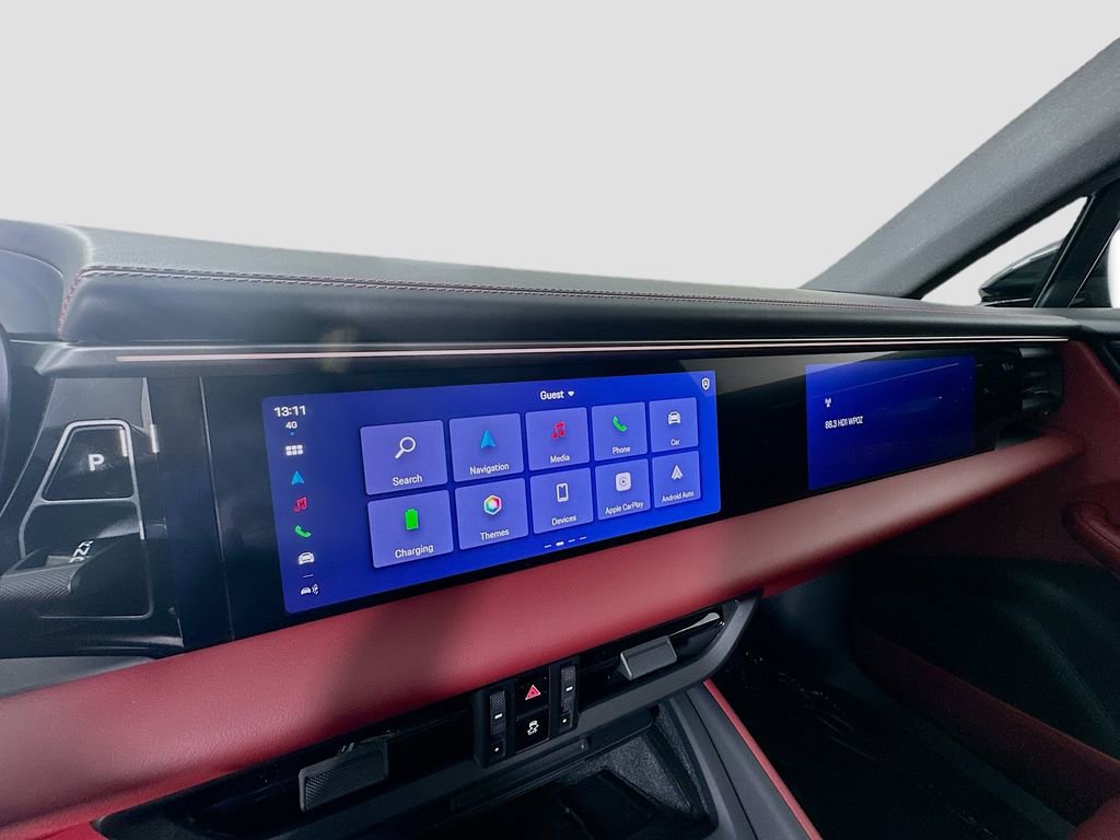 Used 2025 Porsche Macan 4S Electric image 15