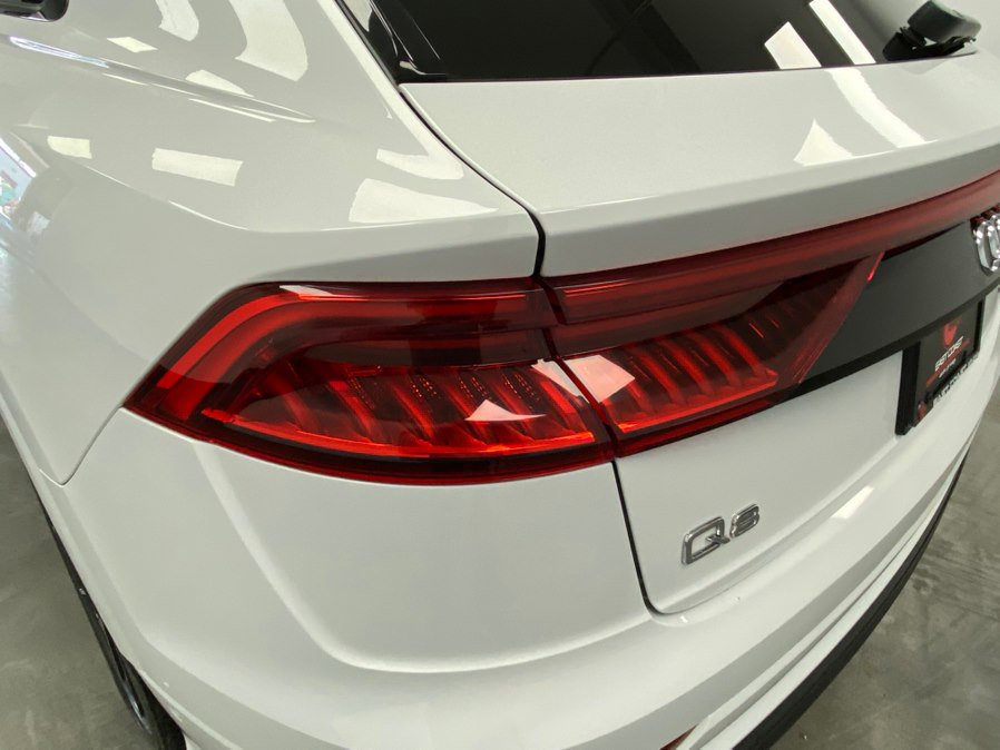 Used 2019 Audi Q8 Prestige AWD/4WD image 13