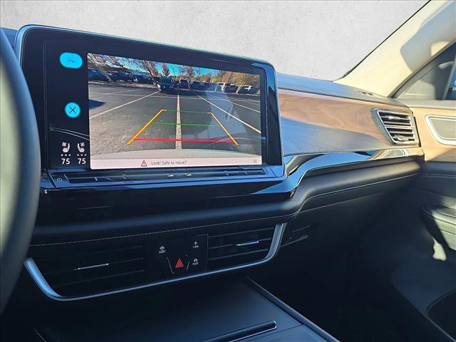 New 2026 Volkswagen Atlas SE image 13