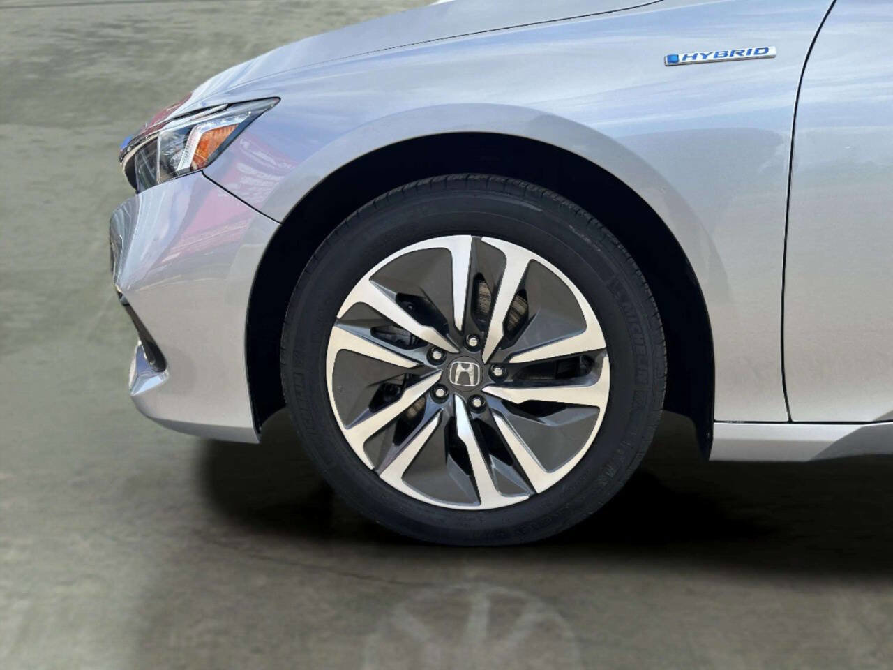 Used 2021 Honda Accord EX image 39