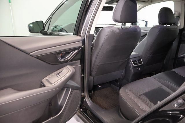 Certified 2025 Subaru Outback Premium AWD/4WD image 32