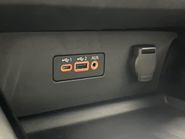 Used 2025 Nissan Altima 2.5 SR FWD image 25