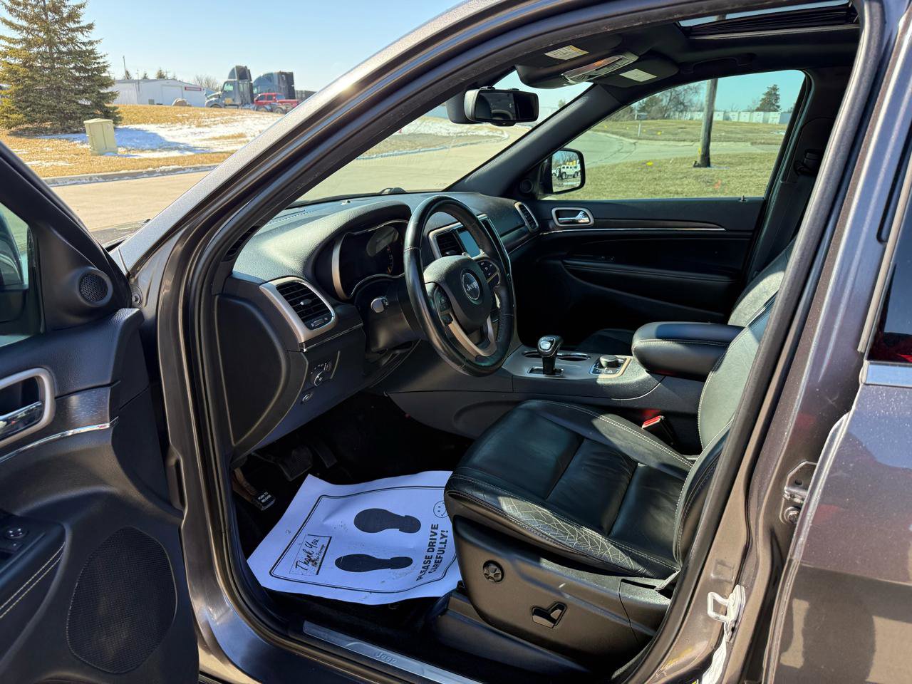 Used 2015 Jeep Grand Cherokee Limited image 10