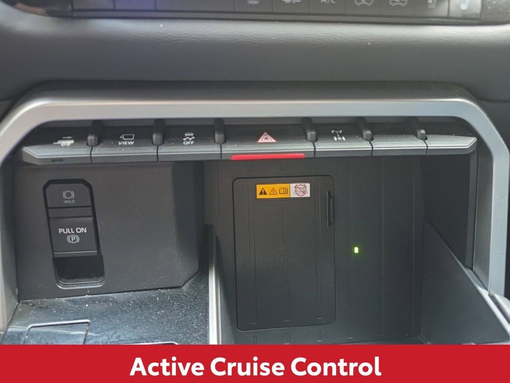 Used 2024 Toyota Tundra Platinum image 29