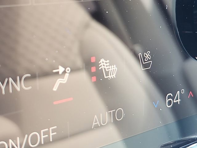 New 2026 GMC Acadia Denali w/ Super Cruise Package image 18
