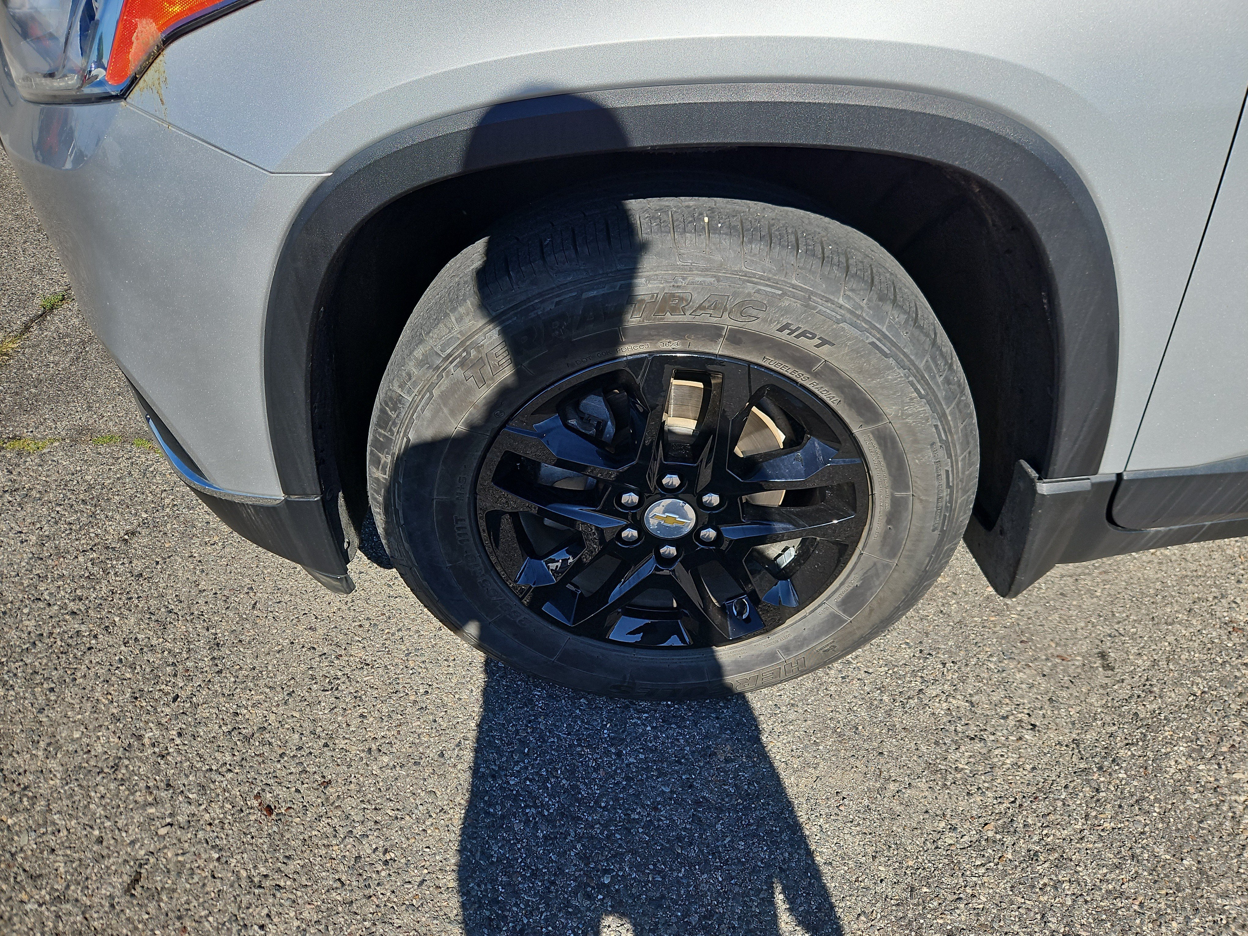 Used 2019 Chevrolet Traverse LT w/ LPO, Blackout Package AWD/4WD image 25