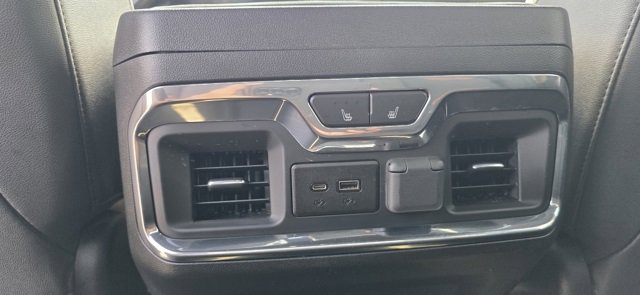 Used 2023 GMC Sierra 3500 AT4 w/ Gooseneck/5TH Wheel Package image 13