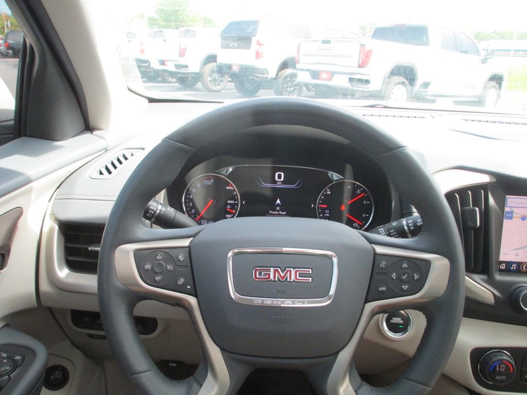 Used 2024 GMC Terrain Denali w/ Denali Premium Package AWD/4WD image 35