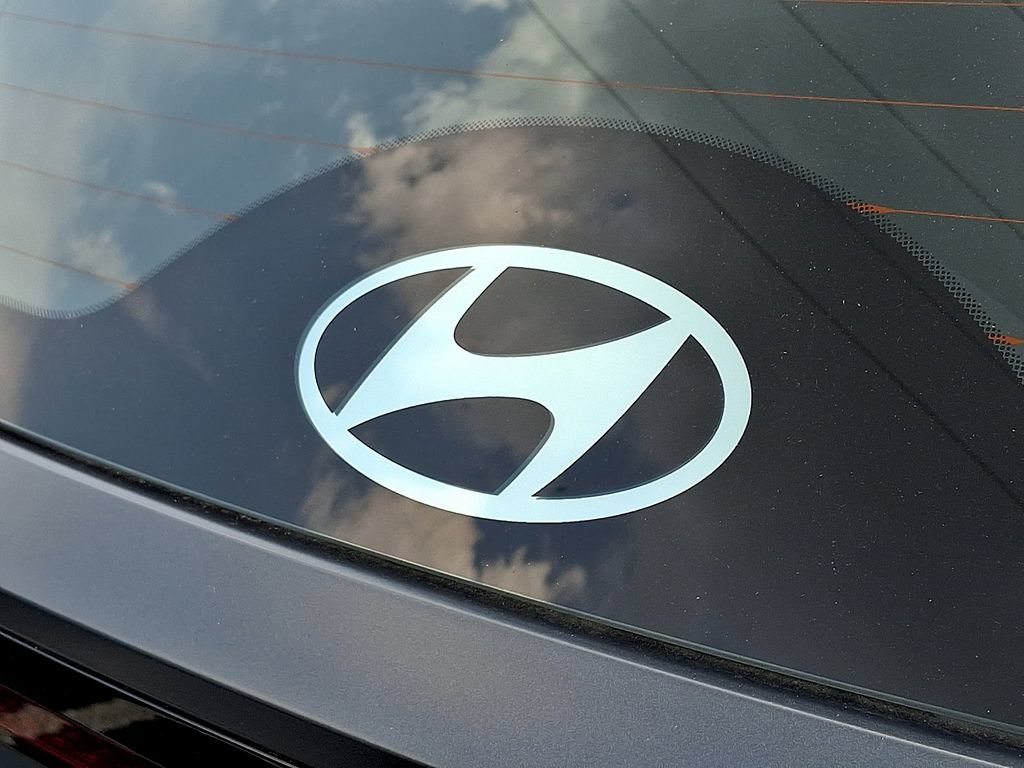 Certified 2025 Hyundai Tucson SE AWD/4WD image 30