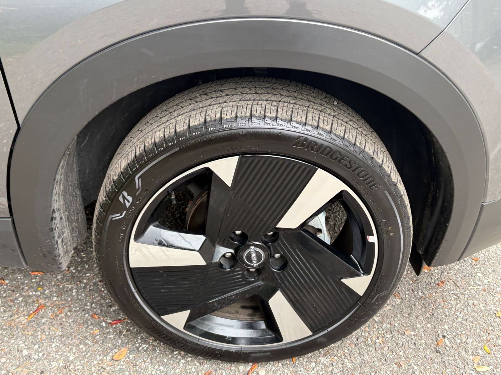 Used 2026 Nissan Kicks SR FWD image 29