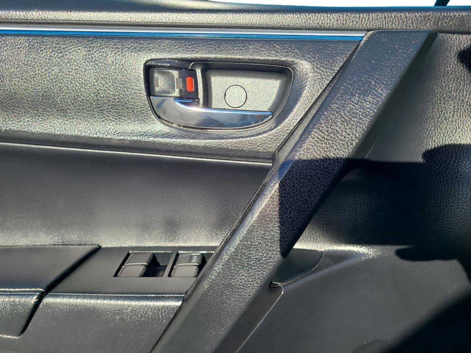 Used 2014 Toyota Corolla S image 10