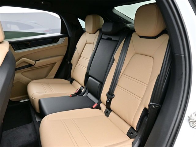 New 2026 Porsche Cayenne Coupe image 16