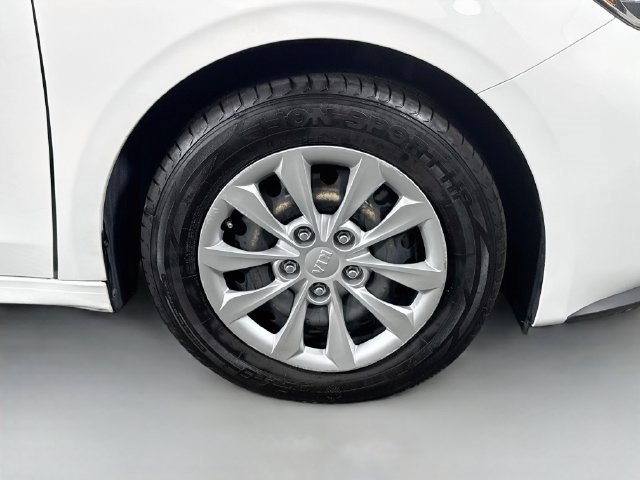 Used 2019 Kia Forte Sedan FWD image 30